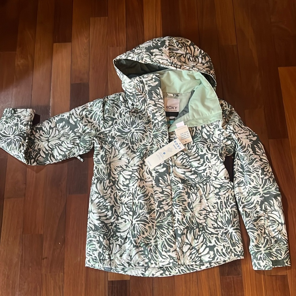 NWT Roxy Dry Flight Snow Jacket Medium